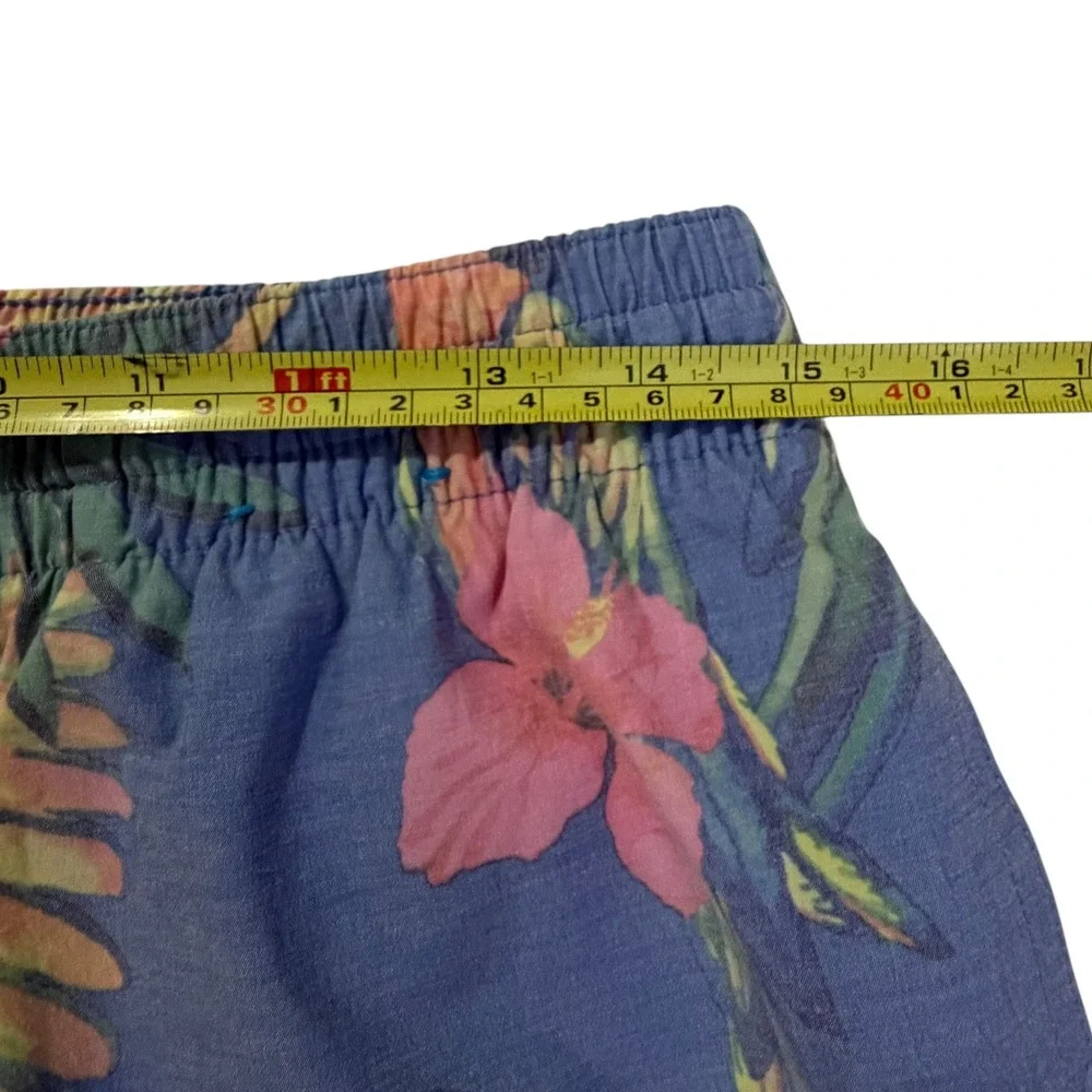 Chubbies Mens Medium Blue Parrot Hibiscus Tropical Floral Swim Trunks 7